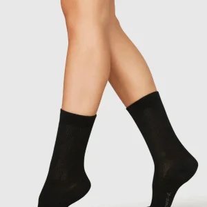 Chaussettes côtelées en coton bio noires