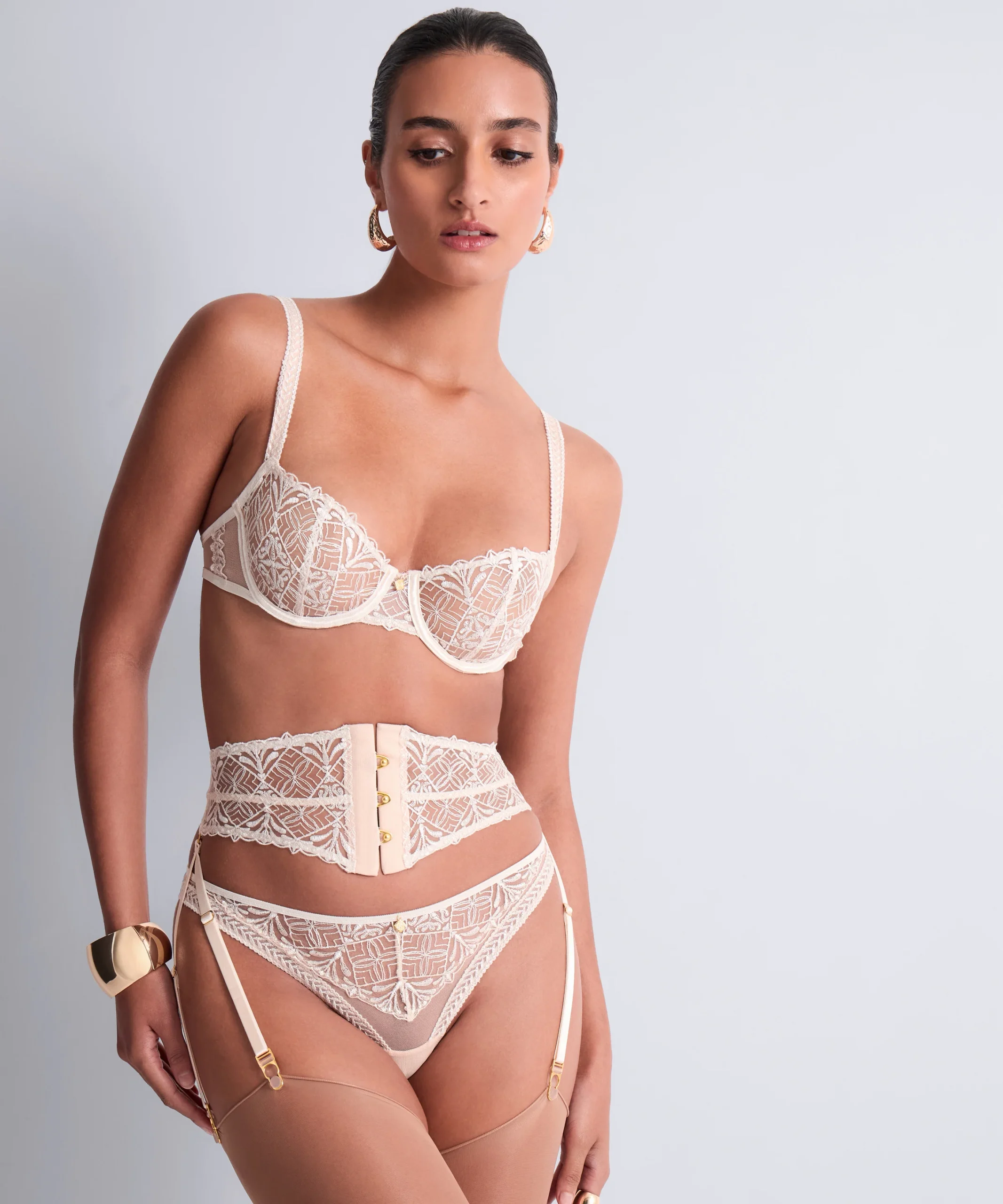 Iconic Calypso Soutien-gorge Corbeille avec armatures Dune – Image 3